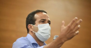 Artigo: “Eu não vou me pautar por manifestações”, diz Bruno sobre reabertura de comércio