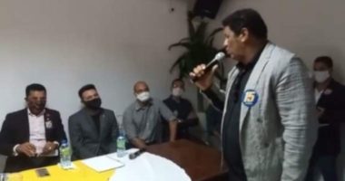 Artigo: Abílio Santana e Marco Feliciano provocam aglomeração em Feira de Santana