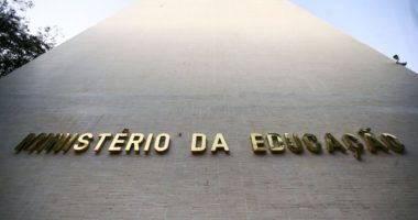 Artigo: Inep confirma realização do Enem 2022 nos dias 13 e 20 de novembro