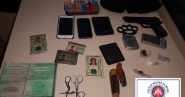 Artigo: Dois são presos e um menor apreendido em Lauro de Freitas