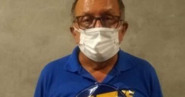 Artigo: Deputado isenta Bolsonaro sobre atraso em entrega das vacinas