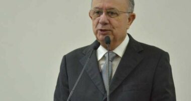 Artigo: Cotado em chapa de Neto, Zé Ronaldo procura novo partido, diz site