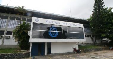 Artigo: Polícia Militar impede tentativa de assalto a joalheria no Centro de Salvador