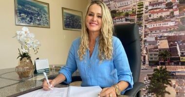 Artigo: Prefeita de Jaquaquara nomeia nora e sobrinho para chefiar secretarias