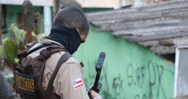 Artigo: Salvador: 2 adolescentes são baleados em ação policial