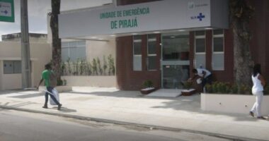 Artigo: Funcionários do administrativo de posto de saúde em Pirajá são vacinados
