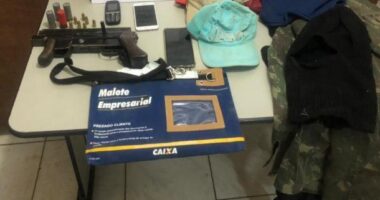 Artigo: Dupla suspeita de praticar assaltos é presa com submetralhadora