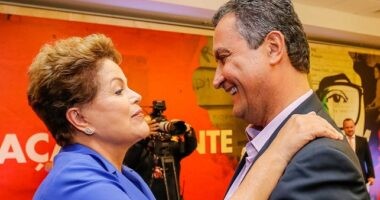 Artigo: Ex-ministro de Dilma foi cotado para substituir Fábio Vilas-Boas
