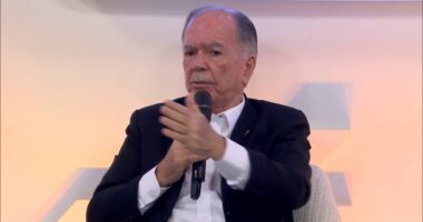 Artigo: Ex-prefeito abre o jogo e lamenta não ter lançado Leão para prefeitura