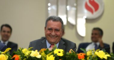 Artigo: Rui anuncia mudanças em secretarias e confirma desembarque do PDT e PL