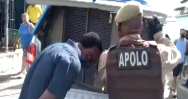 Artigo: Homem é preso após roubar veículo; dois suspeitos conseguiram fugir