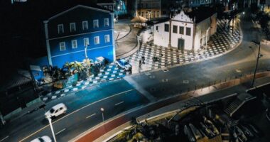 Artigo: Salvador: 5 pessoas são levadas para delegacia em 1ª noite de toque de recolher