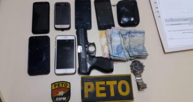 Artigo: PM prende dupla após assalto a ônibus em São Francisco do Conde