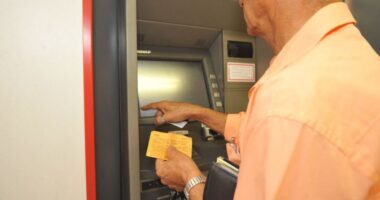 Artigo: Bancos fecham no carnaval e reabrem na Quarta-feira de Cinzas