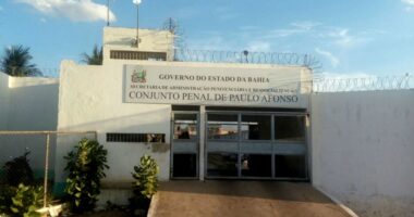 Artigo: Paulo Afonso: 2 fugitivos do Conjunto Penal morrem em confronto com a polícia