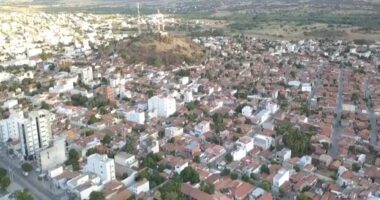 Artigo: Guanambi: após lockdown ser decretado, reunião entre estabelecimentos essenciais vai definir restrições