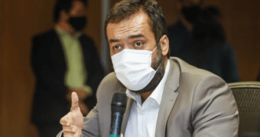 Artigo: Após realizar festa de aniversário em meio a restrições, governador do Rio pede desculpas