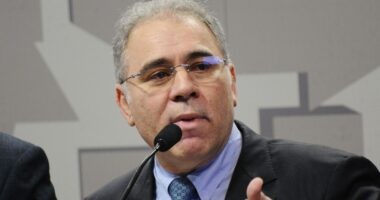 Artigo: Covid: 3ª dose a vacina deve começar a ser aplicada em setembro