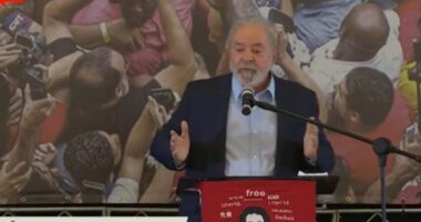 Artigo: Em Salvador, Lula deve se reunir com lideranças de partidos da base