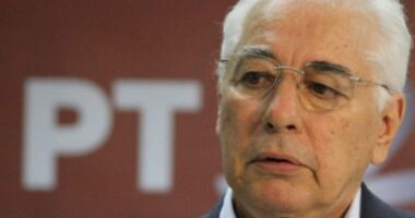 Artigo: Rui exonera ex-prefeito de Conquista da Secretaria de Educação