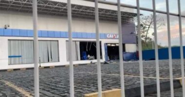 Artigo: Mais uma agência bancária é explodida e morador é feito refém em Salvador