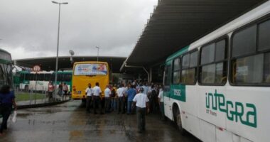 Artigo: Após acordo, rodoviários da CSN suspendem greve prevista para esta sexta (30)