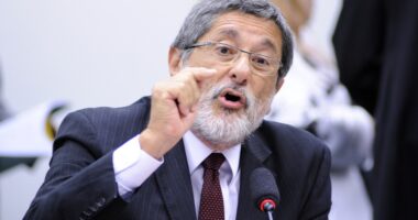 Artigo: PT baiano acusa justiça de perseguição contra Gabrielli após condenação