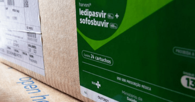 Artigo: Brasil recebe 2,3 milhões de kits de intubação vindos da China