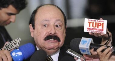 Artigo: Levy Fidelix morre aos 69 anos em São Paulo