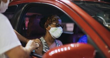 Artigo: Covid-19: Salvador reduz intervalo para aplicação da 3ª dose para adultos