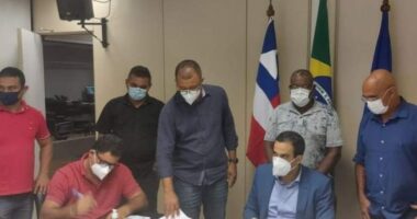 Artigo: Após impasse, rodoviários assinam acordo com a Prefeitura