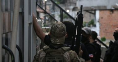 Artigo: Caso Atakarejo: operação cumpre mandados contra envolvidos em duplo homicídio