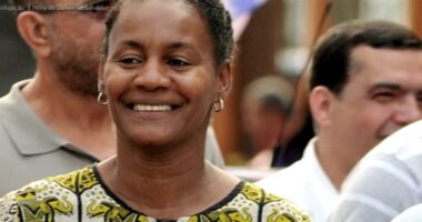 Artigo: Célia Sacramento confirma nova candidatura ao governo da Bahia