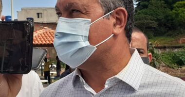 Artigo: Governo passa a exigir comprovante de vacina em escolas e parques