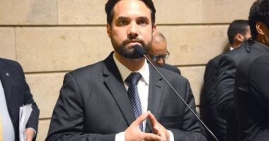 Artigo: Câmara de Vereadores exonera todos os funcionários do gabinete de Dr. Jairinho