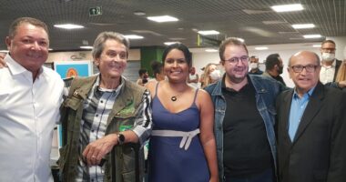 Artigo: Roberto Jefferson chega a Salvador; Rebeca Martins deve se filiar ao PTB