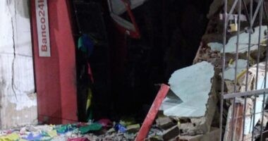 Artigo: Mussurunga: caixas eletrônicos são explodidos em mercado durante a madrugada