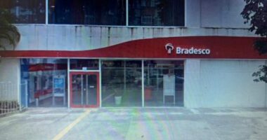 Artigo: Agência bancária é arrombada no bairro do Garcia
