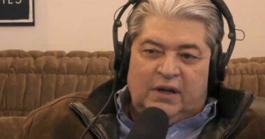 Artigo: Datena cancela evento de filiação ao PDT