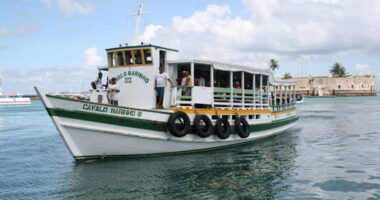Artigo: Por causa do tempo, Travessia Salvador-Mar Grande continua suspensa