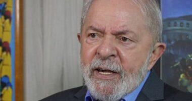Artigo: Polícia encontra suposta bomba contra Lula em Feira de Santana