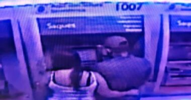 Artigo: Casal é preso por aplicar golpe do”jacaré” em banco de Lauro de Freitas