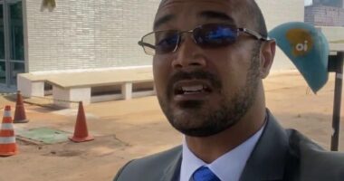 Artigo: Relator dá parecer pela suspensão de Alden por até 30 dias