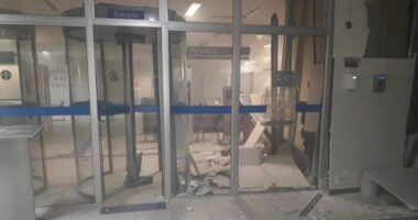 Artigo: Caixas eletrônicos de agência bancária são explodidos no sul da Bahia