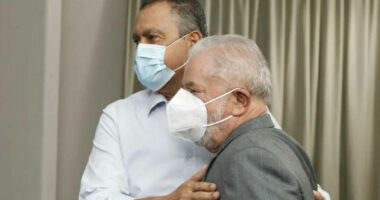 Artigo: Satisfeito, Lula pode manter Rui Costa em ministério, diz coluna