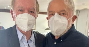 Artigo: “Grande amizade e admiração”, diz Leão após encontro com Lula