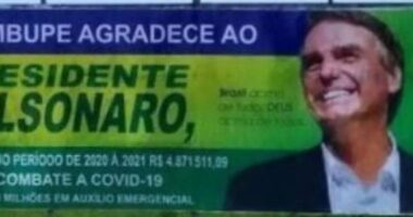 Artigo: Prefeito nega que seja autor de outdoor agradecendo a Bolsonaro