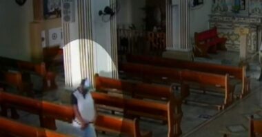 Artigo: Salvador: homem invade igreja e rouba equipamento de som