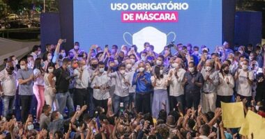 Artigo: Variante Delta avança na Bahia, e ACM Neto promove aglomeração em Camaçari