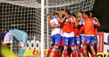Artigo: Bahia vence Chapecoense com tranquilidade e sai do Z-4